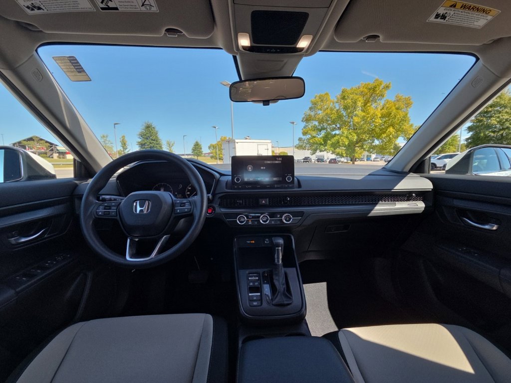 Used 2023 Honda CR-V LX image 16