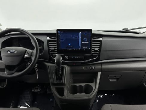 Used 2023 Ford Transit 350 XLT image 22