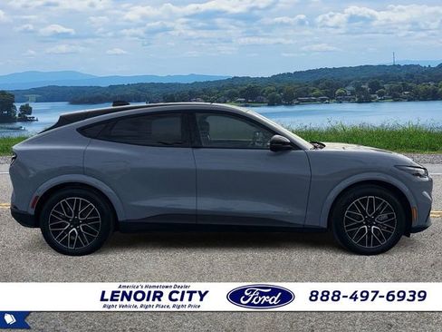 Used 2025 Ford Mustang Mach-E Premium image 2