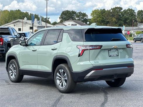 New 2026 Chevrolet Equinox LT image 6