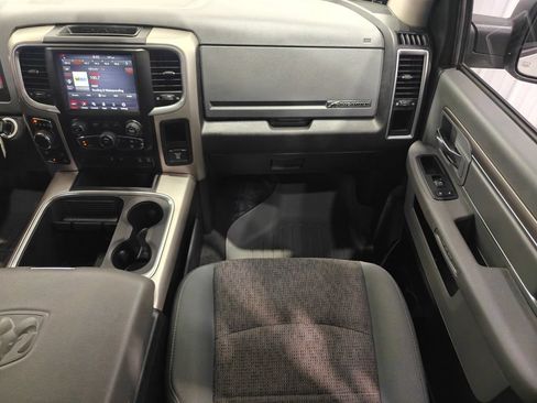 Used 2018 RAM 1500 Big Horn AWD/4WD image 25