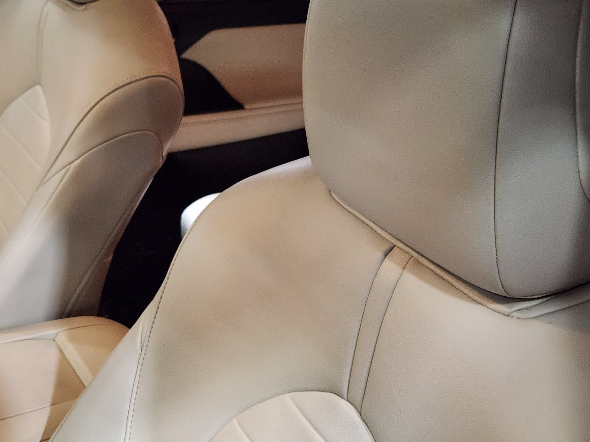 Used 2021 Toyota Highlander XLE AWD/4WD image 34