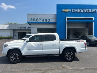 Used 2023 Toyota Tacoma TRD Sport w/ Technology Package video 1