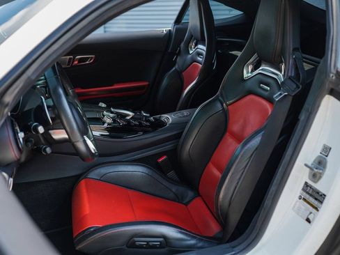 Used 2018 Mercedes-Benz AMG GT S image 22