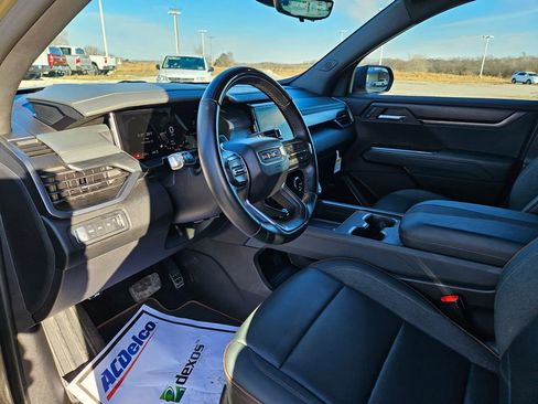 Used 2024 GMC Acadia AT4 w/ Super Cruise Package image 22