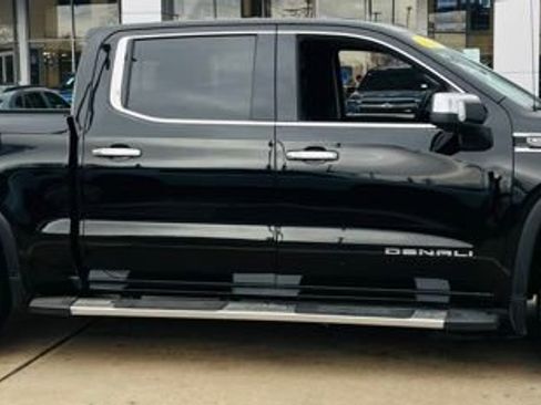 Used 2021 GMC Sierra 1500 Denali w/ Technology Package image 2