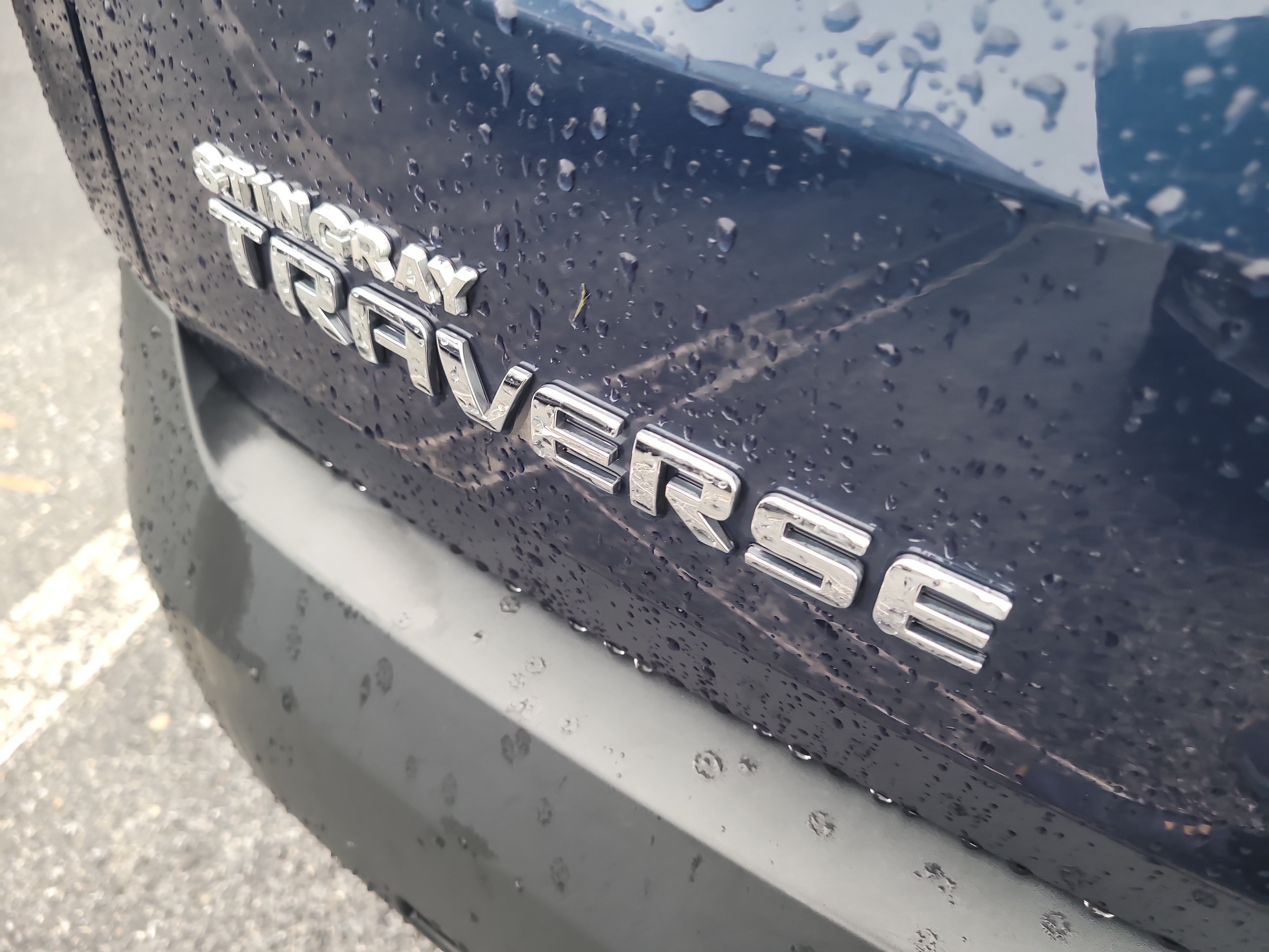 Used 2023 Chevrolet Bolt EUV LT w/ Convenience Package FWD image 11