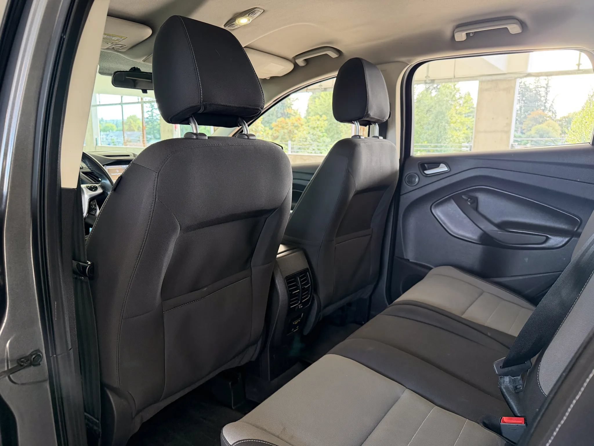 Used 2014 Ford Escape SE w/ Equipment Group 201A AWD/4WD image 19