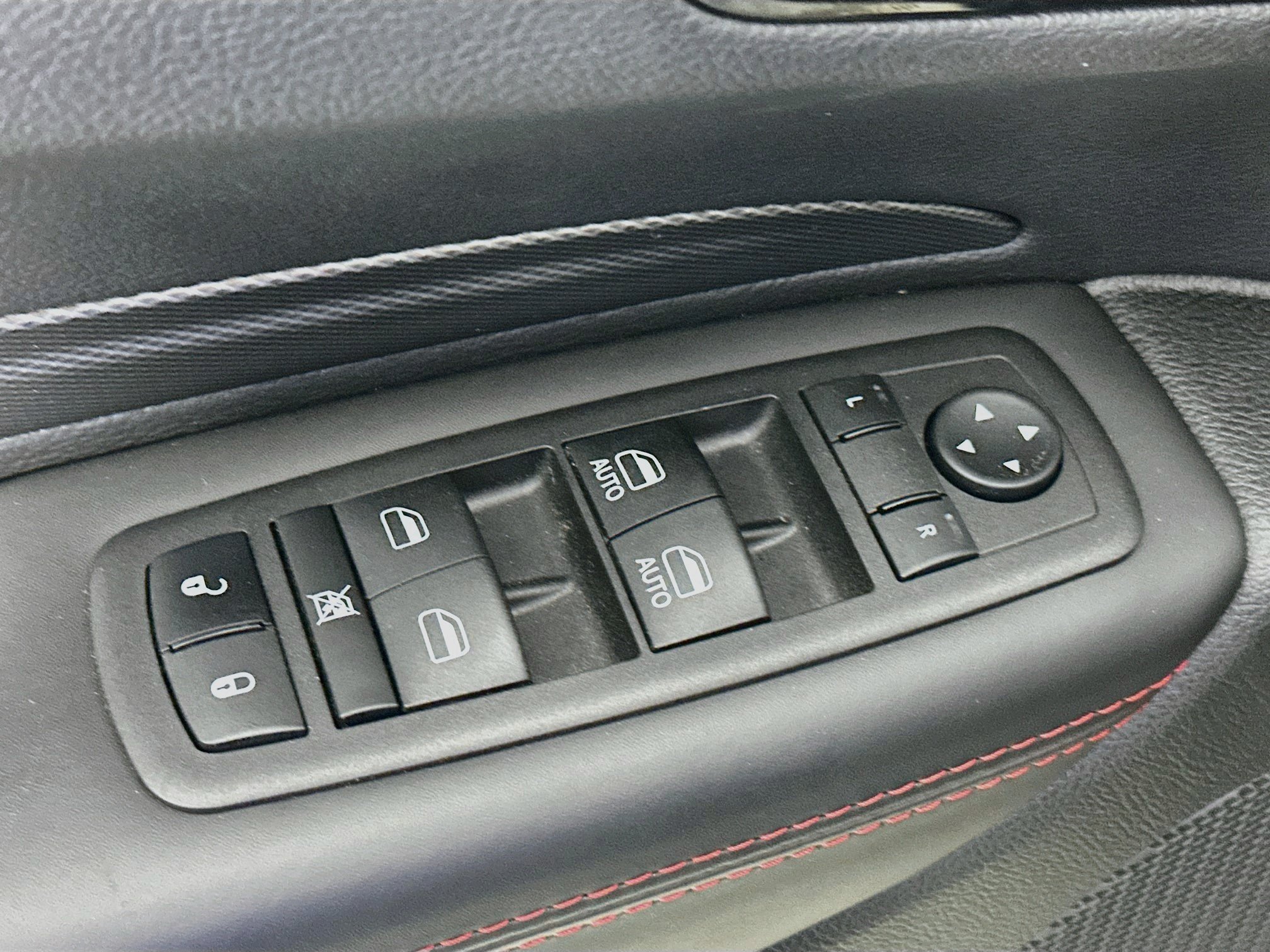 Used 2023 Dodge Durango R/T RWD image 18