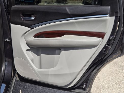Used 2015 Acura MDX FWD image 27