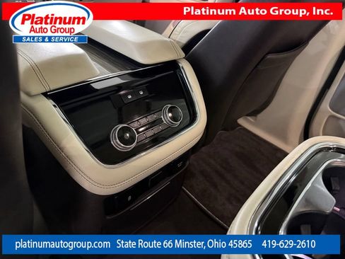 Used 2020 Lincoln Navigator Black Label w/ Cargo Convenience Package AWD/4WD image 29
