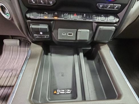 Used 2020 GMC Sierra 1500 Denali AWD/4WD image 23
