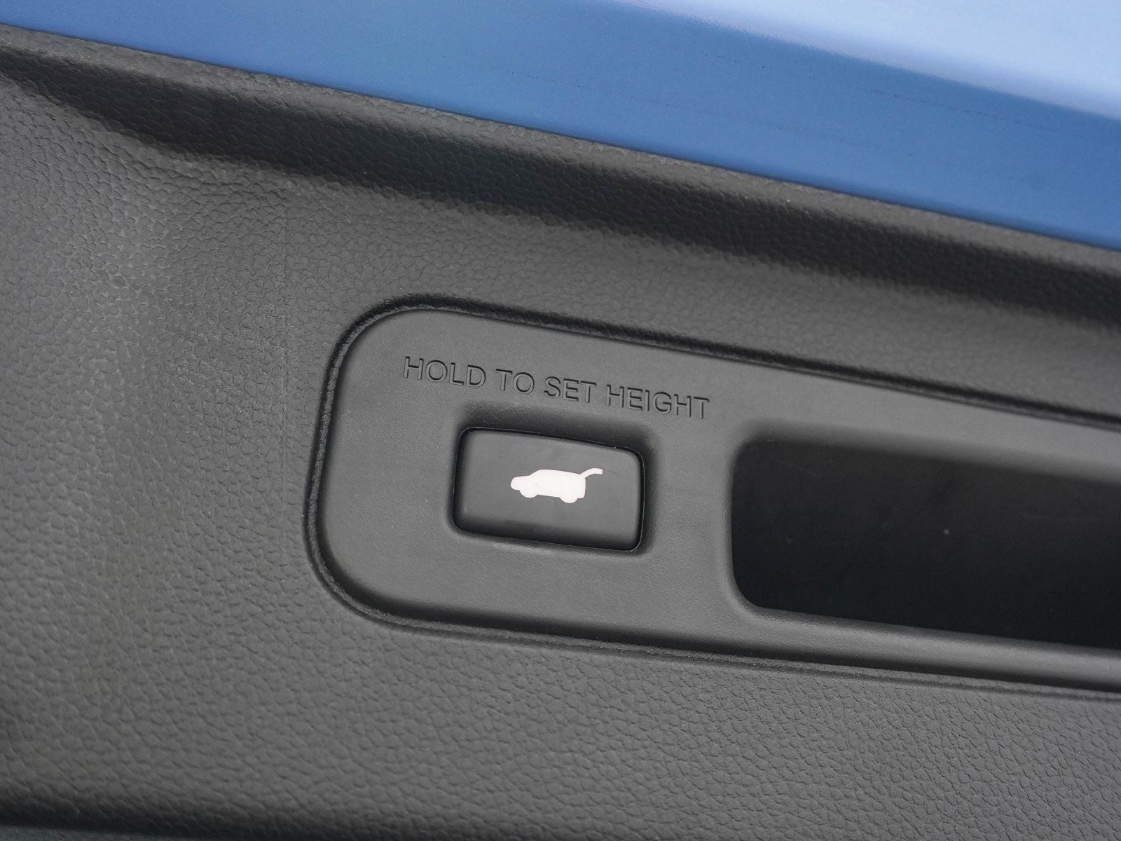 Used 2025 Honda Pilot TrailSport image 11