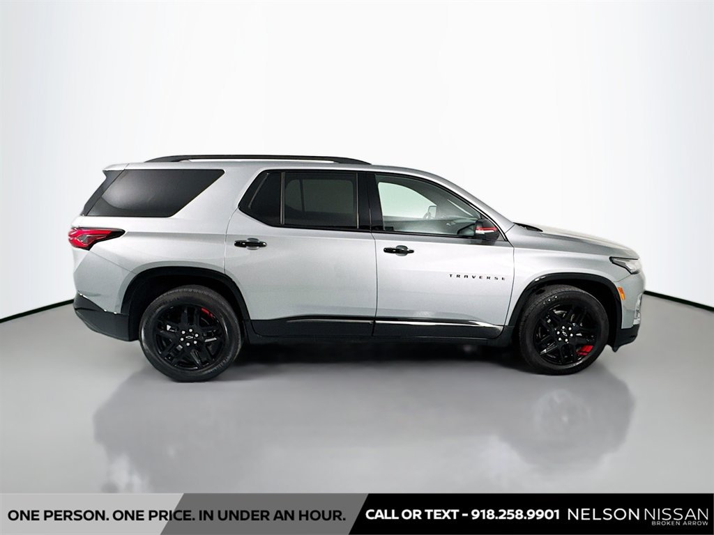 Used 2024 Chevrolet Traverse Premier w/ Redline Edition AWD/4WD image 4