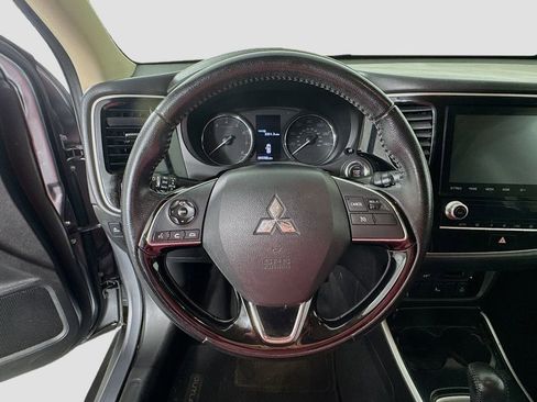 Used 2020 Mitsubishi Outlander SEL image 11