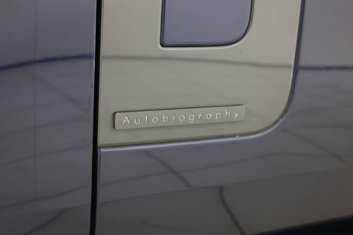 Used 2023 Land Rover Range Rover Long Wheelbase Autobiography AWD/4WD image 18
