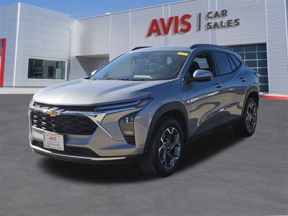 Used 2025 Chevrolet Trax LT w/ LT Convenience Package