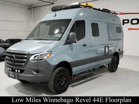 Used 2021 Mercedes-Benz Sprinter 2500 image 1