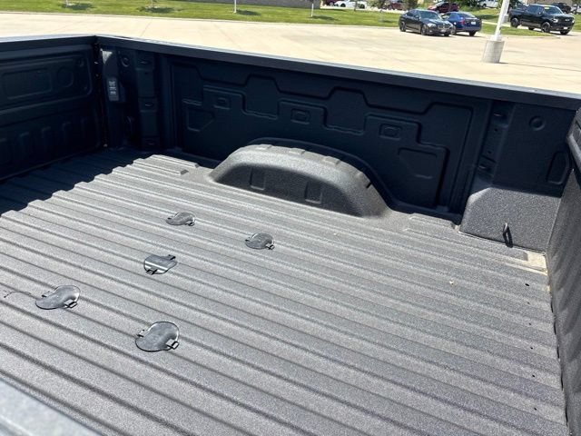 New 2026 Chevrolet Silverado 2500 High Country w/ Midnight Edition AWD/4WD image 22