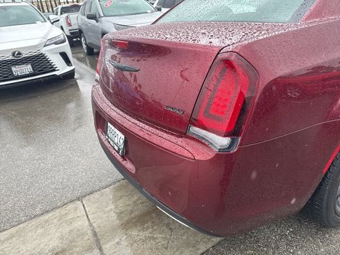 Certified 2023 Chrysler 300 Touring w/ Sport Appearance Package image 12