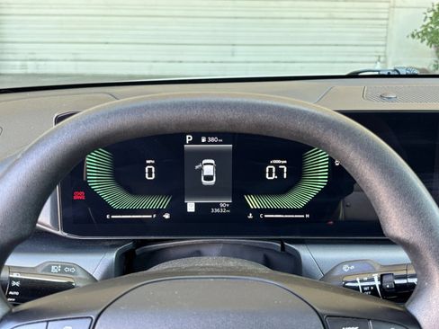 Used 2025 Kia K4 FWD image 40