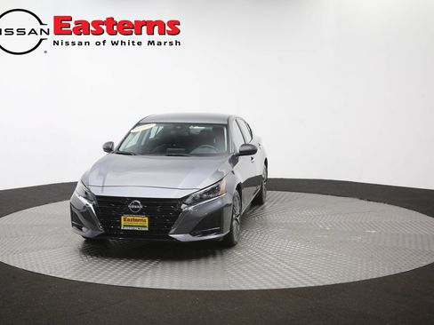 Used 2024 Nissan Altima 2.5 SV AWD/4WD image 54