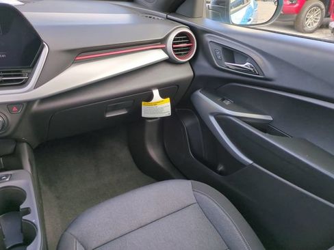 Used 2026 Chevrolet Trax RS w/ Driver Confidence Package FWD image 17