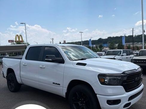 Used 2021 RAM 1500 Big Horn RWD image 1