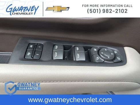 Used 2024 Chevrolet Tahoe LT w/ LT Signature Package AWD/4WD image 21