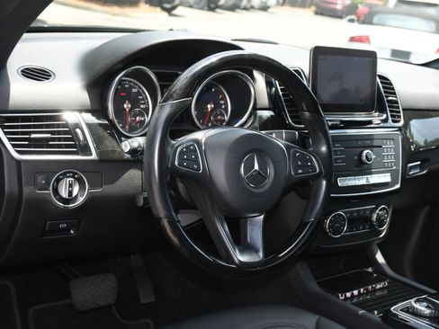 Used 2018 Mercedes-Benz GLE 350 image 9