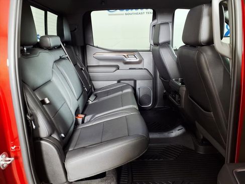 Used 2022 Chevrolet Silverado 1500 LT Trail Boss w/ LT Trail Boss Premium Package image 19