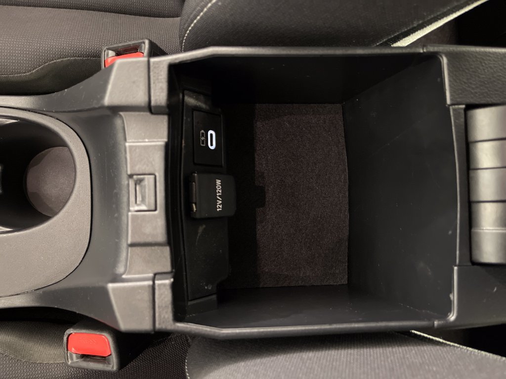 Used 2024 Toyota Corolla LE FWD image 23