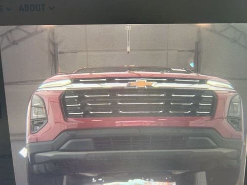 Used 2025 Chevrolet Equinox LT w/ Safety and Technology Package image 15