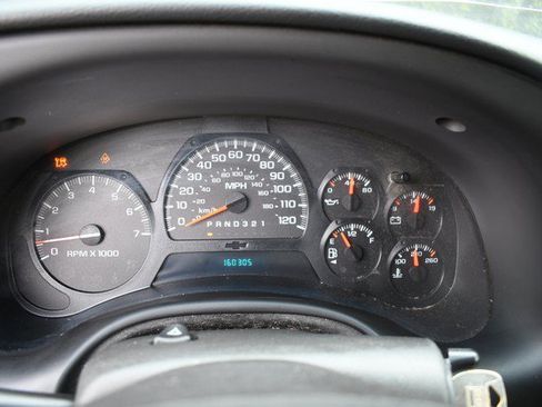 Used 2006 Chevrolet TrailBlazer LS w/ LS Preferred Equipment Group AWD/4WD image 31