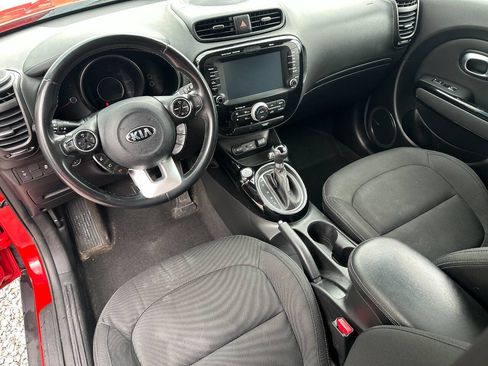 Used 2019 Kia Soul + w/ Audio Package FWD image 13