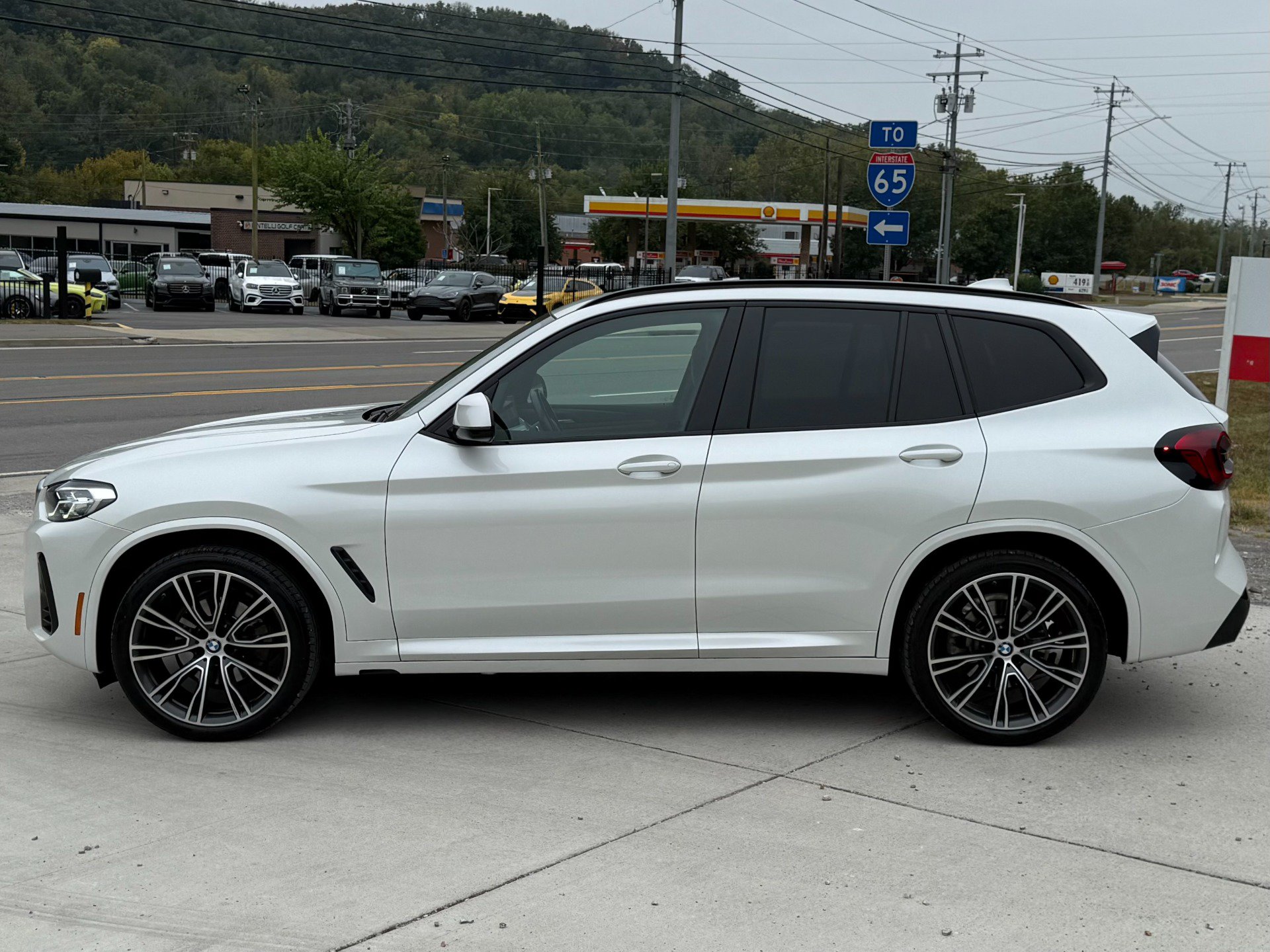 Used 2022 BMW X3 xDrive30i w/ M Sport Package 2 AWD/4WD image 8