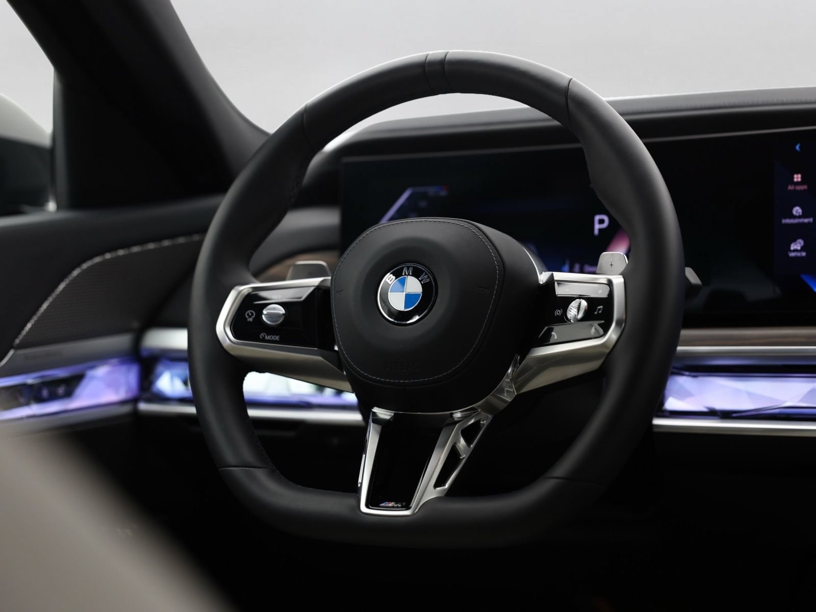 Used 2026 BMW 760i xDrive AWD/4WD image 36