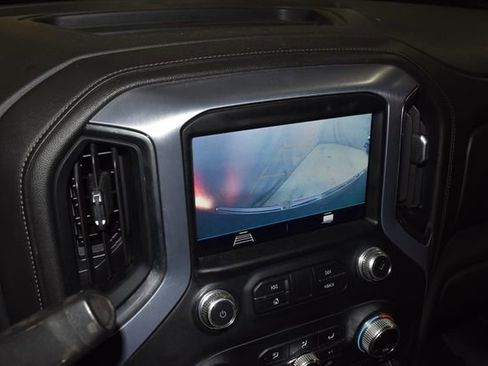 Used 2019 GMC Sierra 1500 SLE w/ SLE Value Package image 16