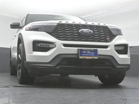 Certified 2022 Ford Explorer ST w/ ST Street Pack image 39