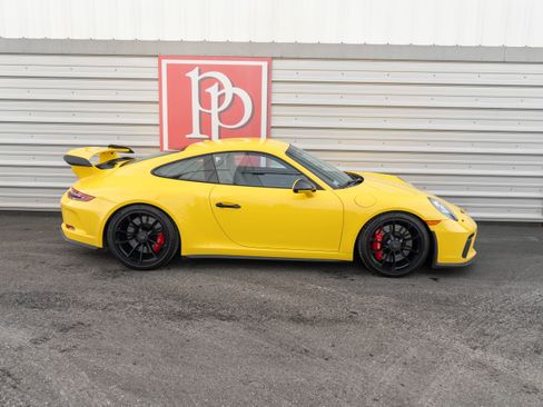 Used 2018 Porsche 911 GT3 w/ Sport Chrono Package image 45