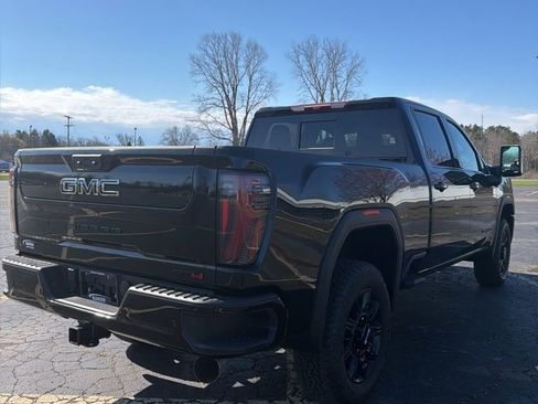 New 2026 GMC Sierra 2500 AT4 image 5