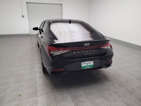 Used 2023 Hyundai Elantra SEL w/ Convenience Package FWD image 6