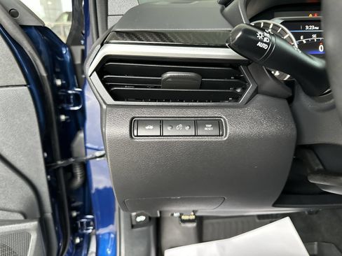 Used 2024 Nissan Altima 2.5 SR w/ SR Premium Package FWD image 18