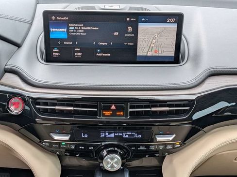 Certified 2024 Acura MDX SH-AWD w/ Advance Package image 21