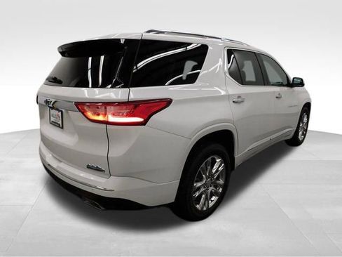 Used 2021 Chevrolet Traverse High Country image 17