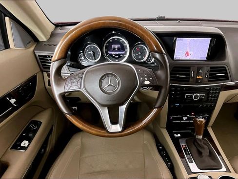 Used 2013 Mercedes-Benz E 350 Cabriolet image 6