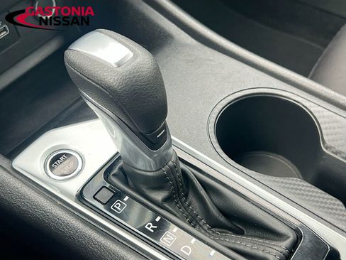 Used 2024 Nissan Altima 2.5 S image 21