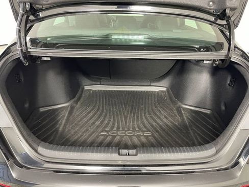Used 2023 Honda Accord Touring image 13