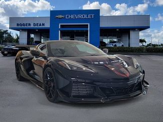 Used 2025 Chevrolet Corvette ZR1 w/ ZR1 Carbon Fiber Aero Package RWD video 1