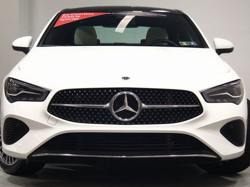 Certified 2025 Mercedes-Benz CLA 250 4MATIC image 3